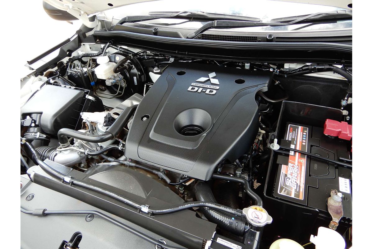 2021 Mitsubishi Triton GLX MR 4X4