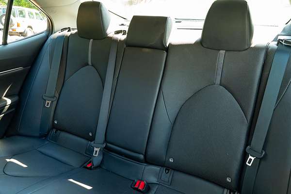 2023 Toyota Camry SL AXVH70R