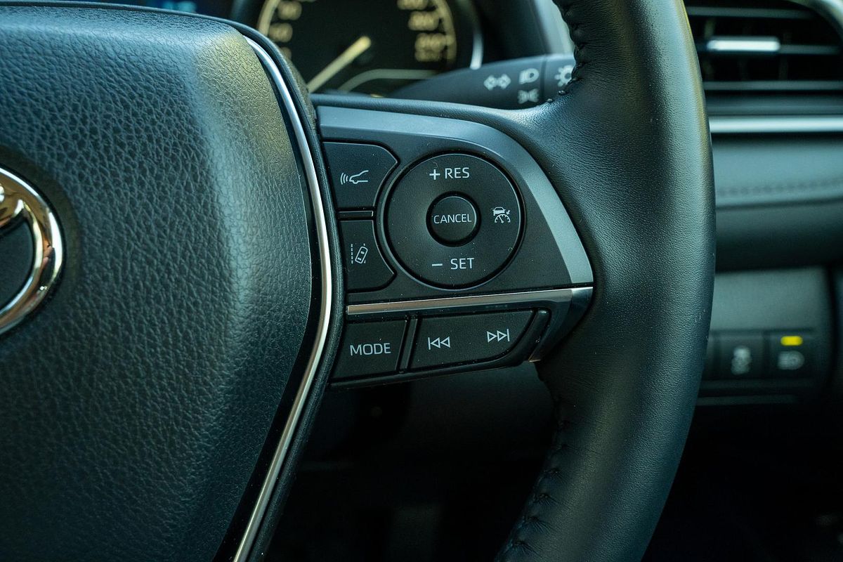 2023 Toyota Camry SL AXVH70R