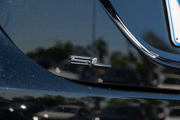 2023 Toyota Camry SL AXVH70R