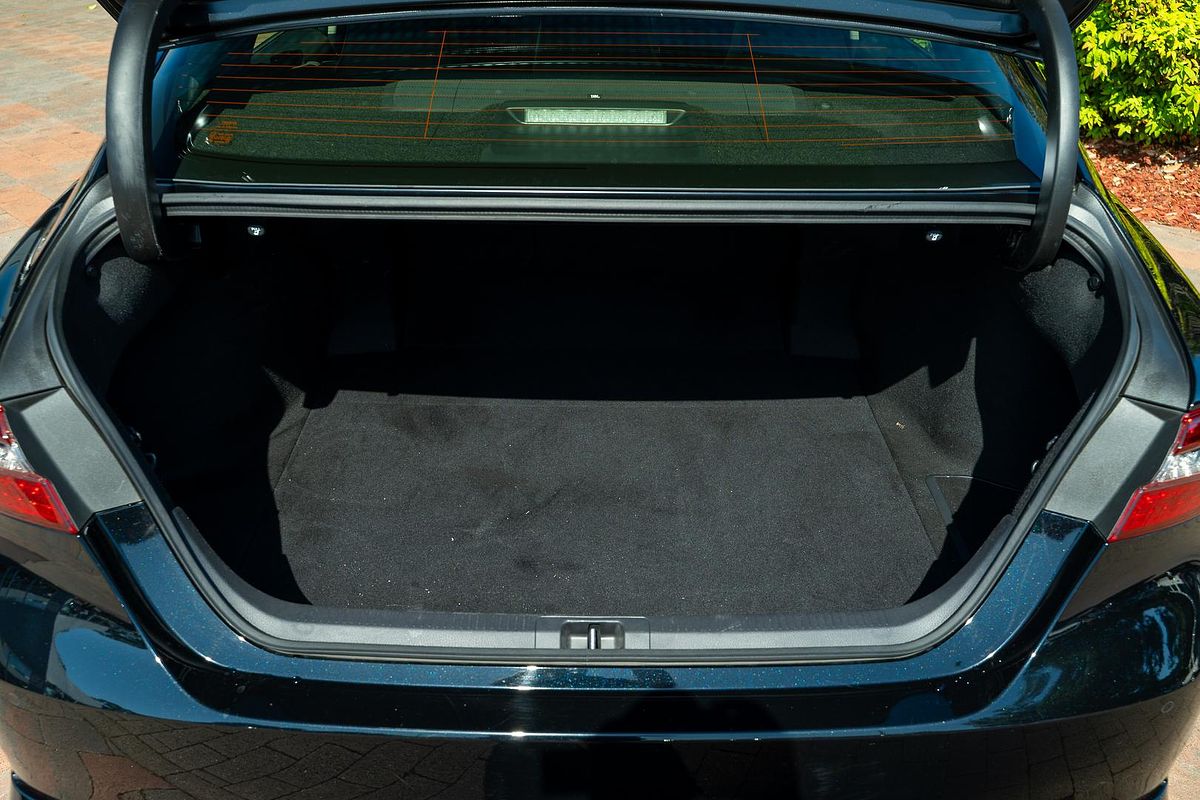 2023 Toyota Camry SL AXVH70R