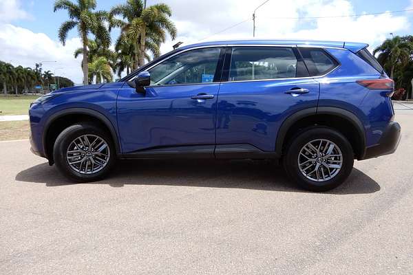 2025 Nissan X-TRAIL ST T33