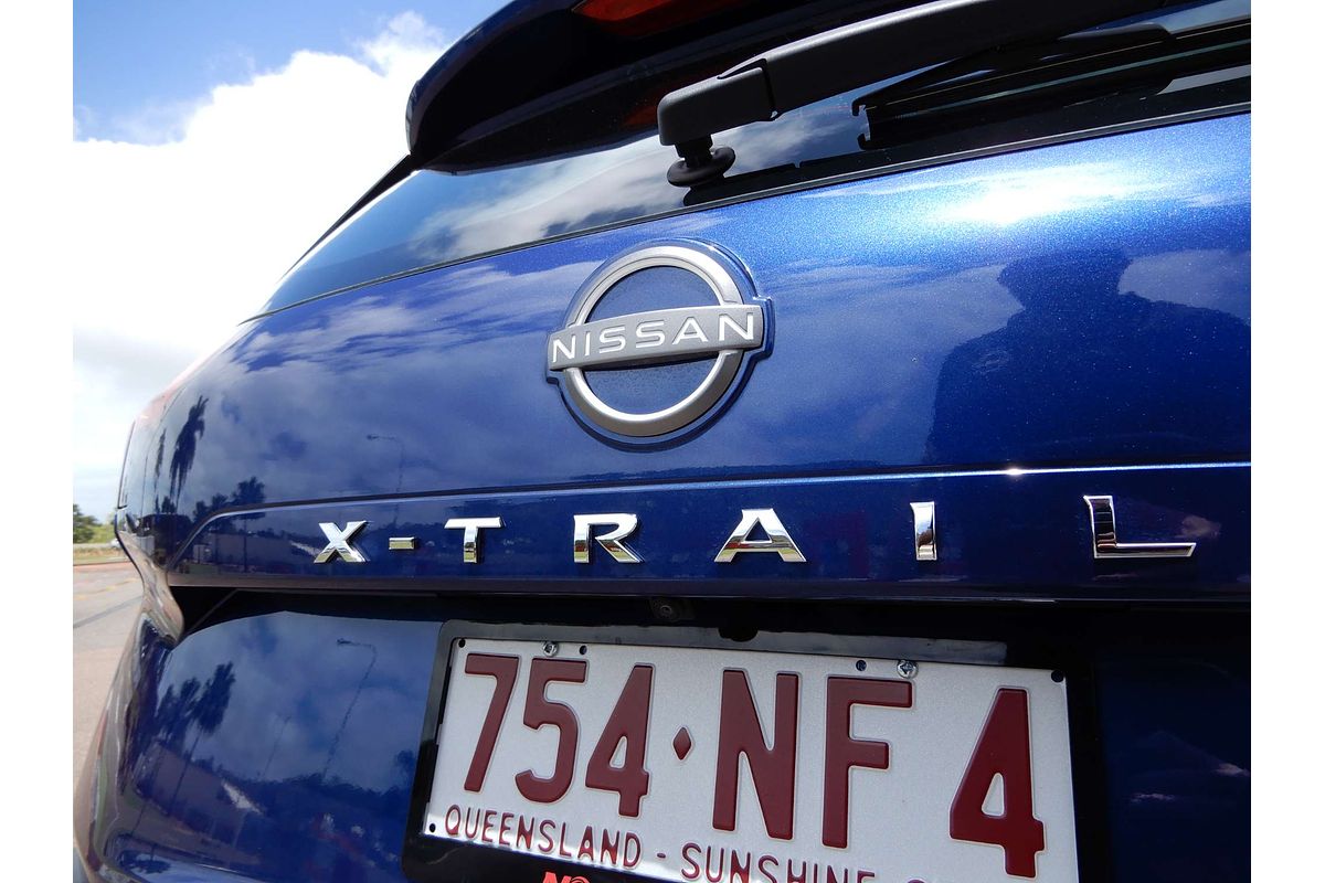 2025 Nissan X-TRAIL ST T33