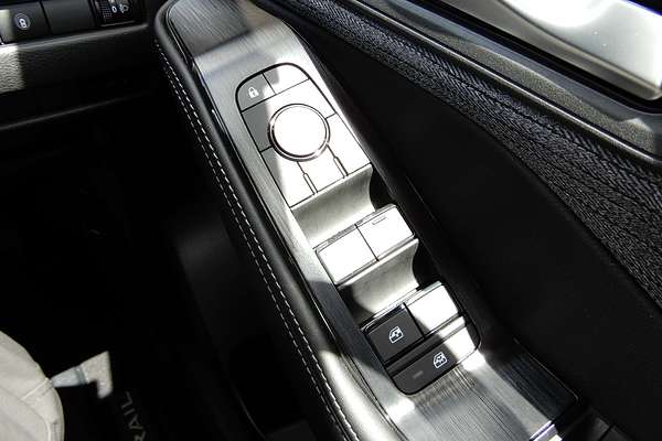 2025 Nissan X-TRAIL ST T33