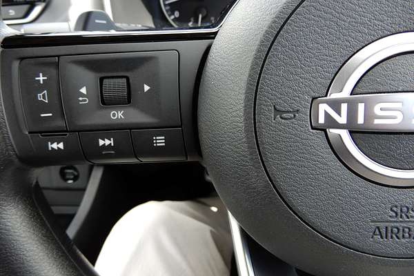 2025 Nissan X-TRAIL ST T33