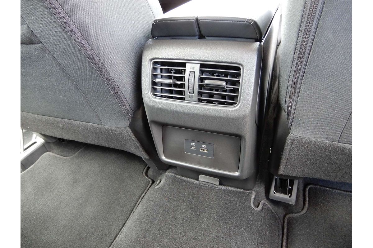 2025 Nissan X-TRAIL ST T33