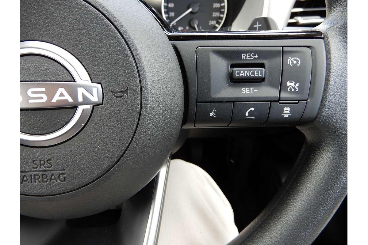 2025 Nissan X-TRAIL ST T33