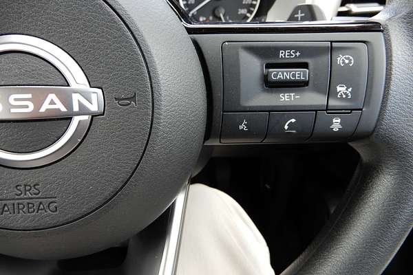 2025 Nissan X-TRAIL ST T33