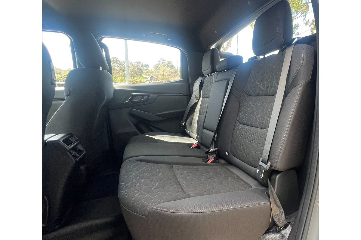 2025 Isuzu D-MAX X-RIDER 4X4