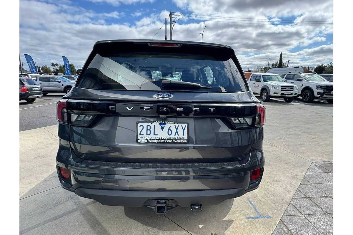2024 Ford Everest Ambiente 2.0L