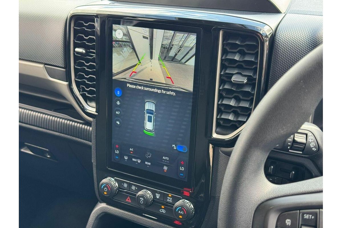 2024 Ford Everest Ambiente 2.0L