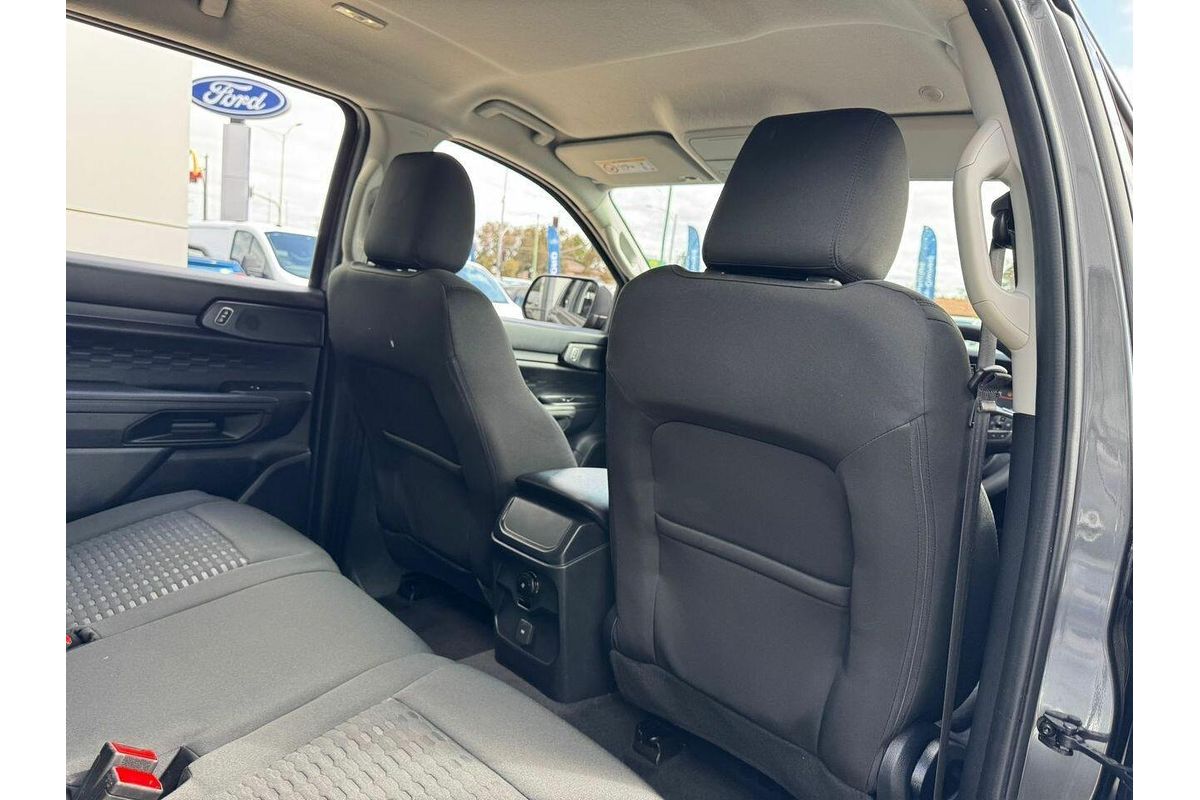 2024 Ford Everest Ambiente 2.0L