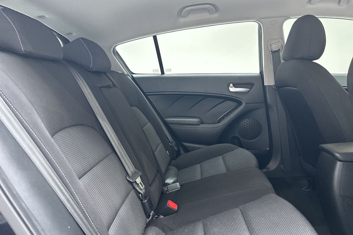 2017 Kia Cerato S YD