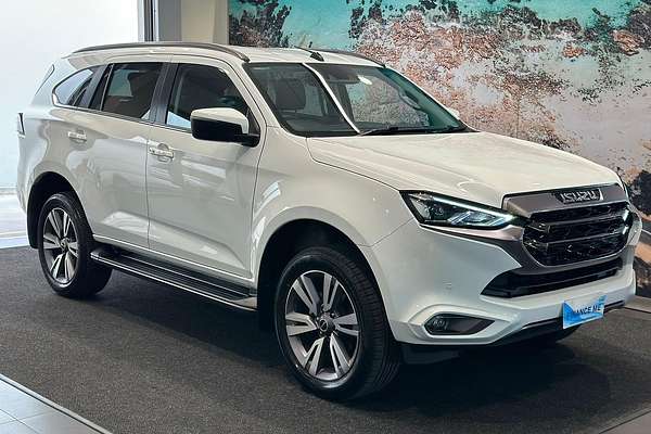 2024 Isuzu MU-X LS-T
