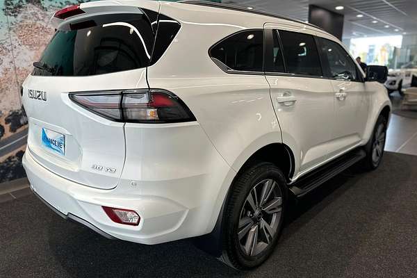 2024 Isuzu MU-X LS-T
