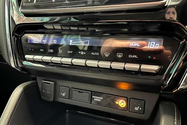 2024 Isuzu MU-X LS-T