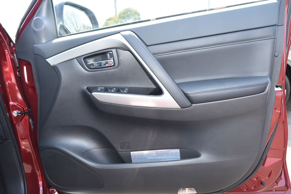 2025 Mitsubishi Pajero Sport GLS QG