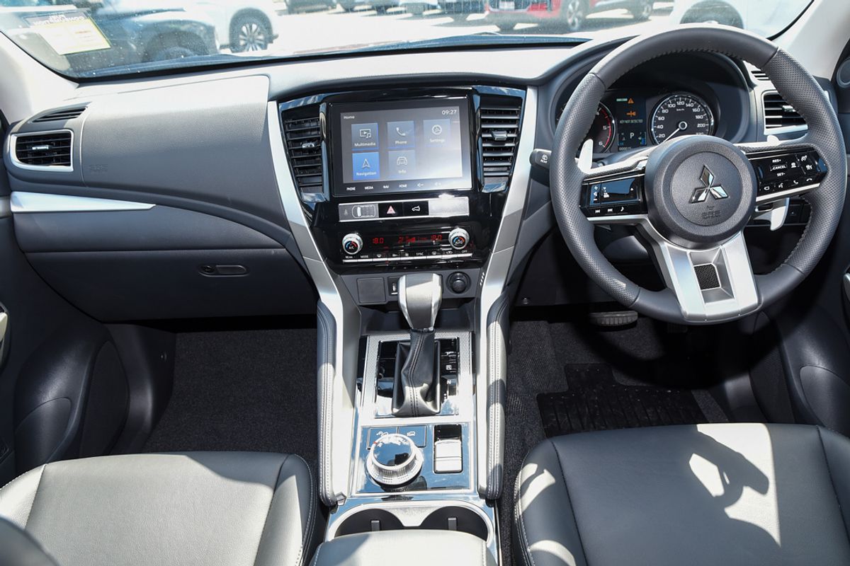 2025 Mitsubishi Pajero Sport GLS QG