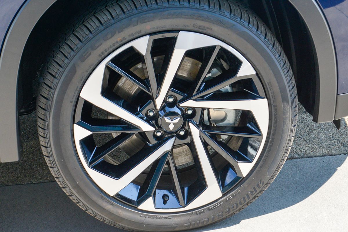 2024 Mitsubishi Outlander PHEV Aspire ZM