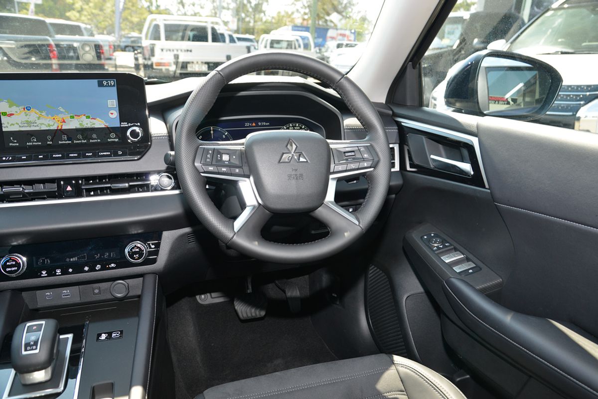 2024 Mitsubishi Outlander PHEV Aspire ZM