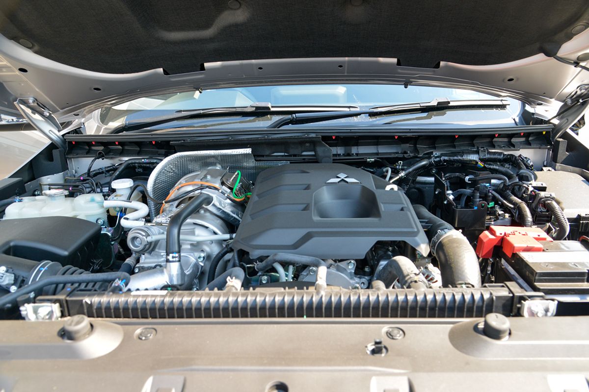 2025 Mitsubishi Triton GLS MV 4X4