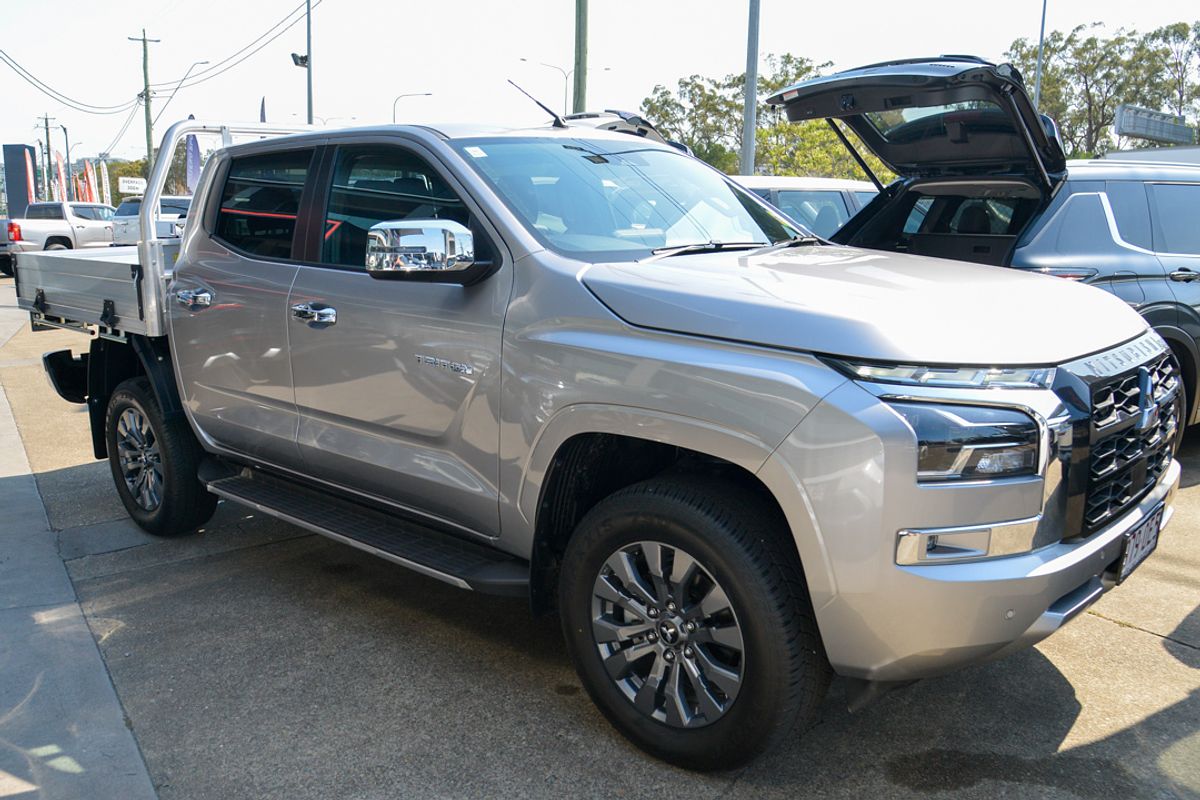 2025 Mitsubishi Triton GLS MV 4X4