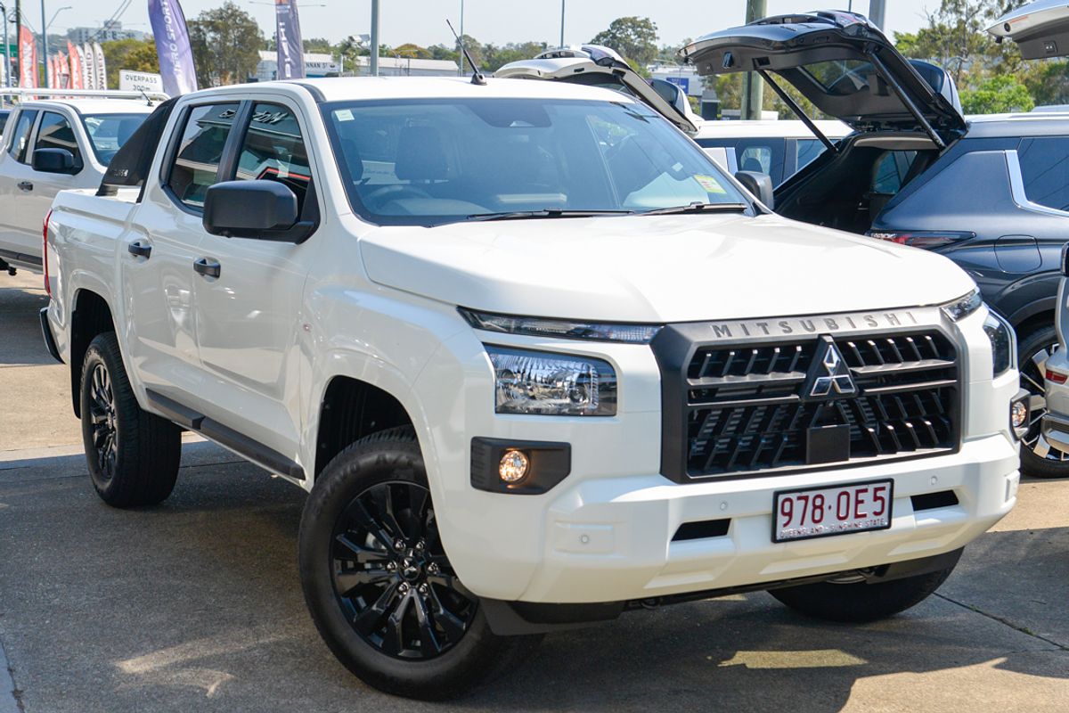 2025 Mitsubishi Triton GLX-R MV 4X4