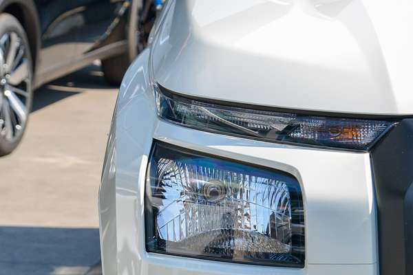 2025 Mitsubishi Triton GLX-R MV 4X4