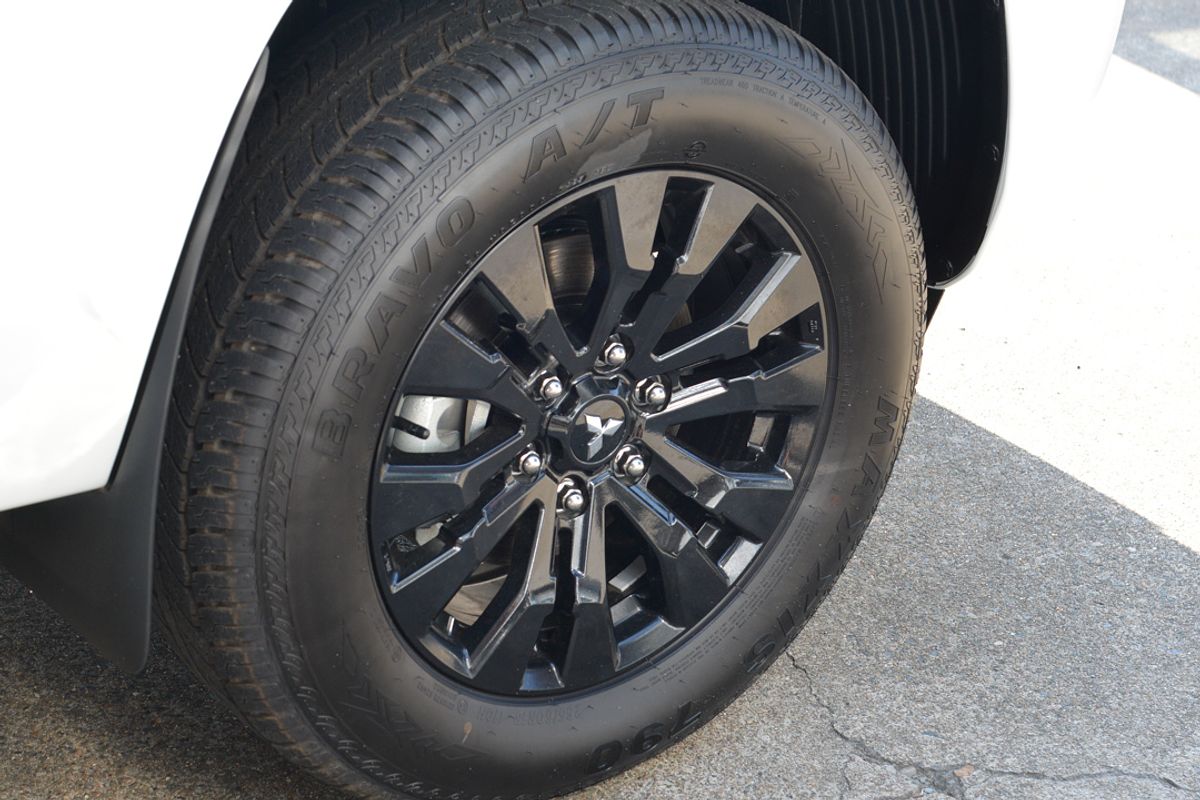 2025 Mitsubishi Triton GLX-R MV 4X4