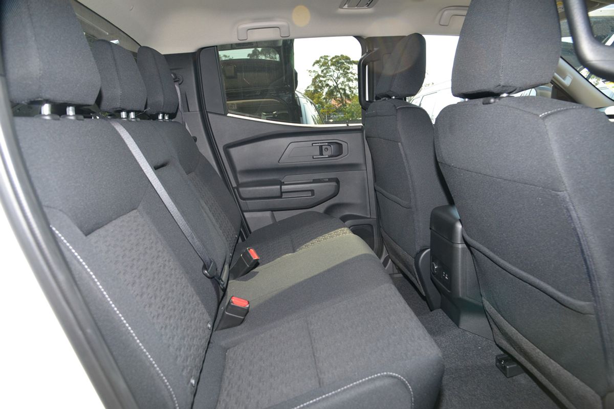 2025 Mitsubishi Triton GLX-R MV 4X4