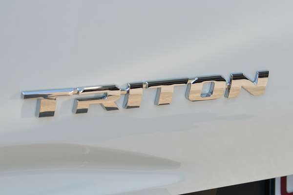 2025 Mitsubishi Triton GLX-R MV 4X4