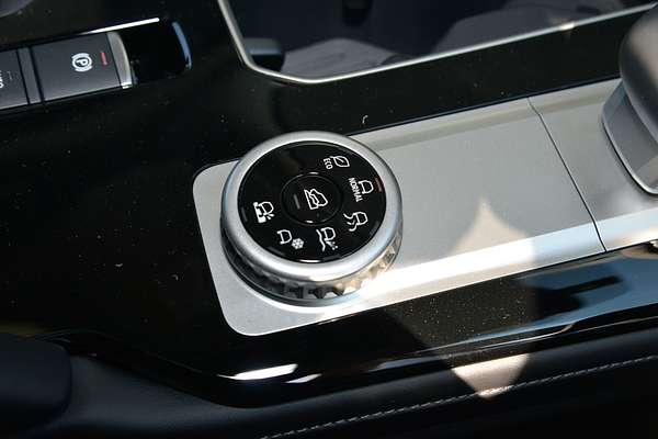 2025 Mitsubishi Outlander Exceed ZM