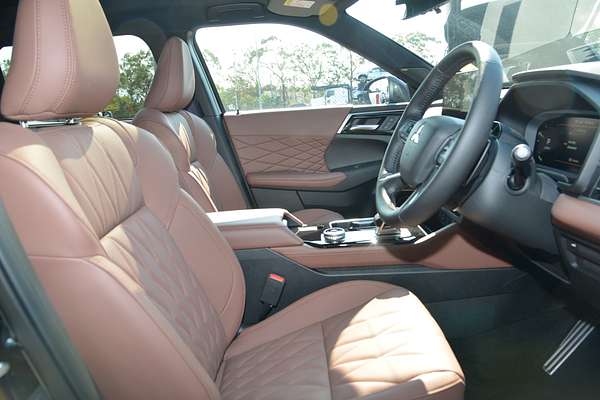 2025 Mitsubishi Outlander Exceed Tourer ZM