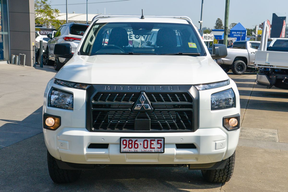 2025 Mitsubishi Triton GLX MV 4X4