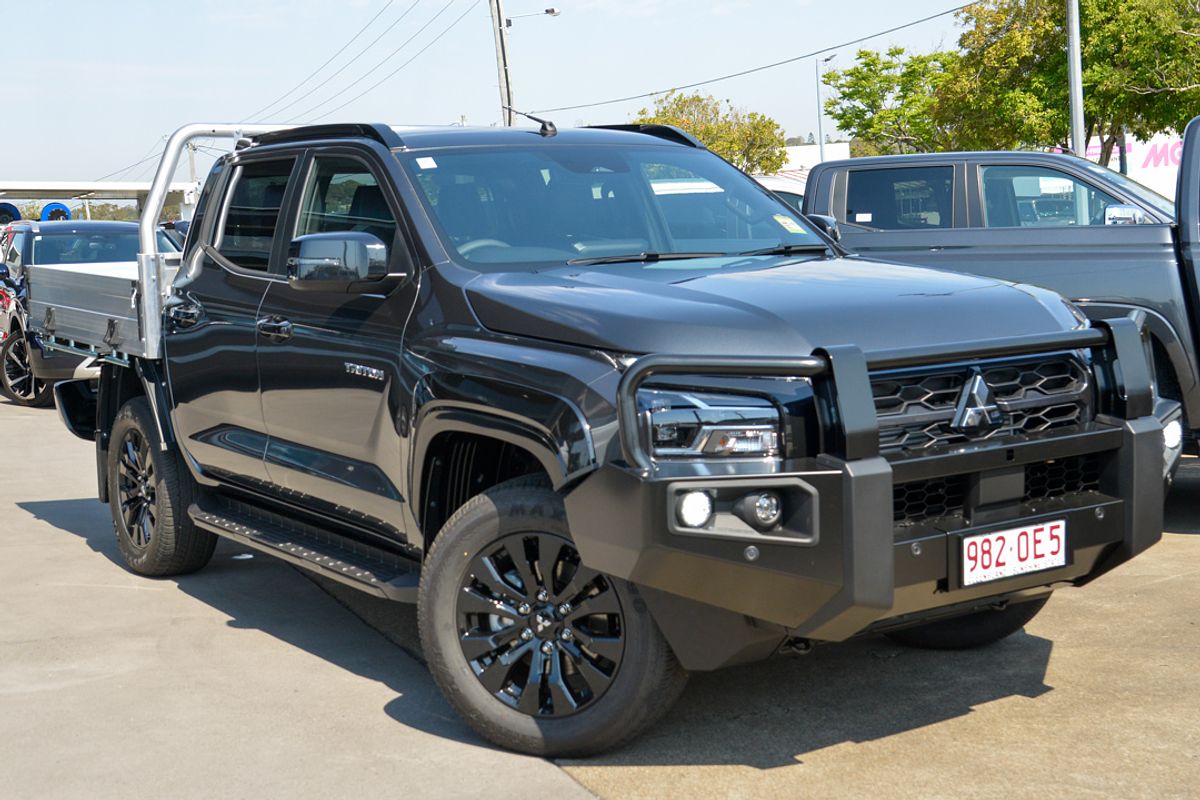 2025 Mitsubishi Triton GSR MV 4X4