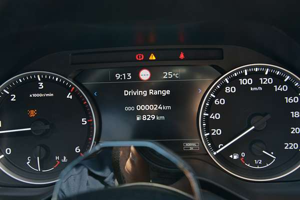 2025 Mitsubishi Triton GSR MV 4X4