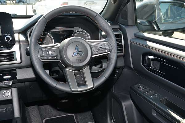 2025 Mitsubishi Triton GSR MV 4X4