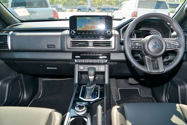 2025 Mitsubishi Triton GSR MV 4X4