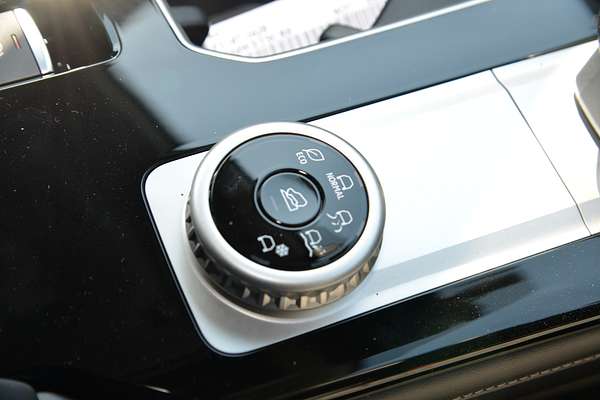 2025 Mitsubishi Outlander ES ZM