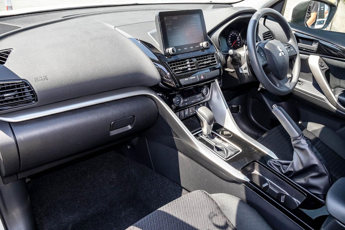 2023 Mitsubishi Eclipse Cross ES YB