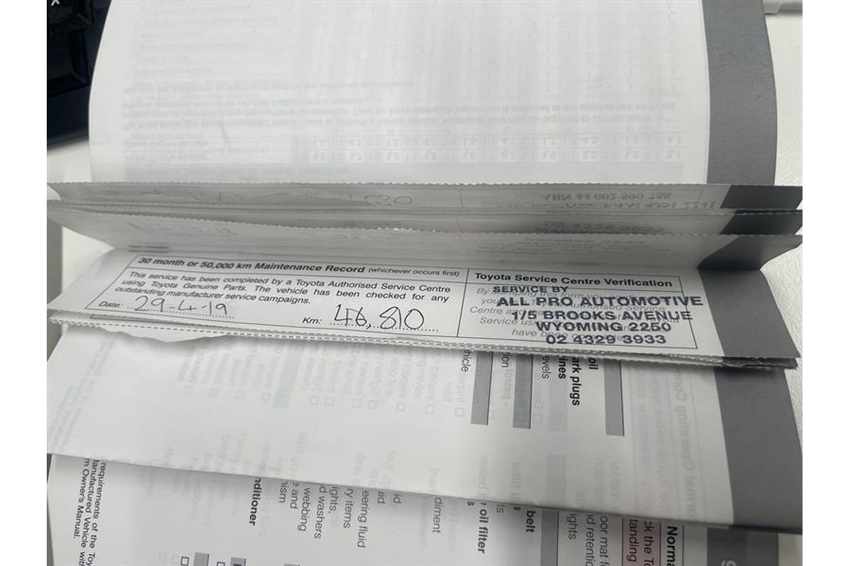 2016 Toyota Hiace Commuter KDH223R ELWB High Roof