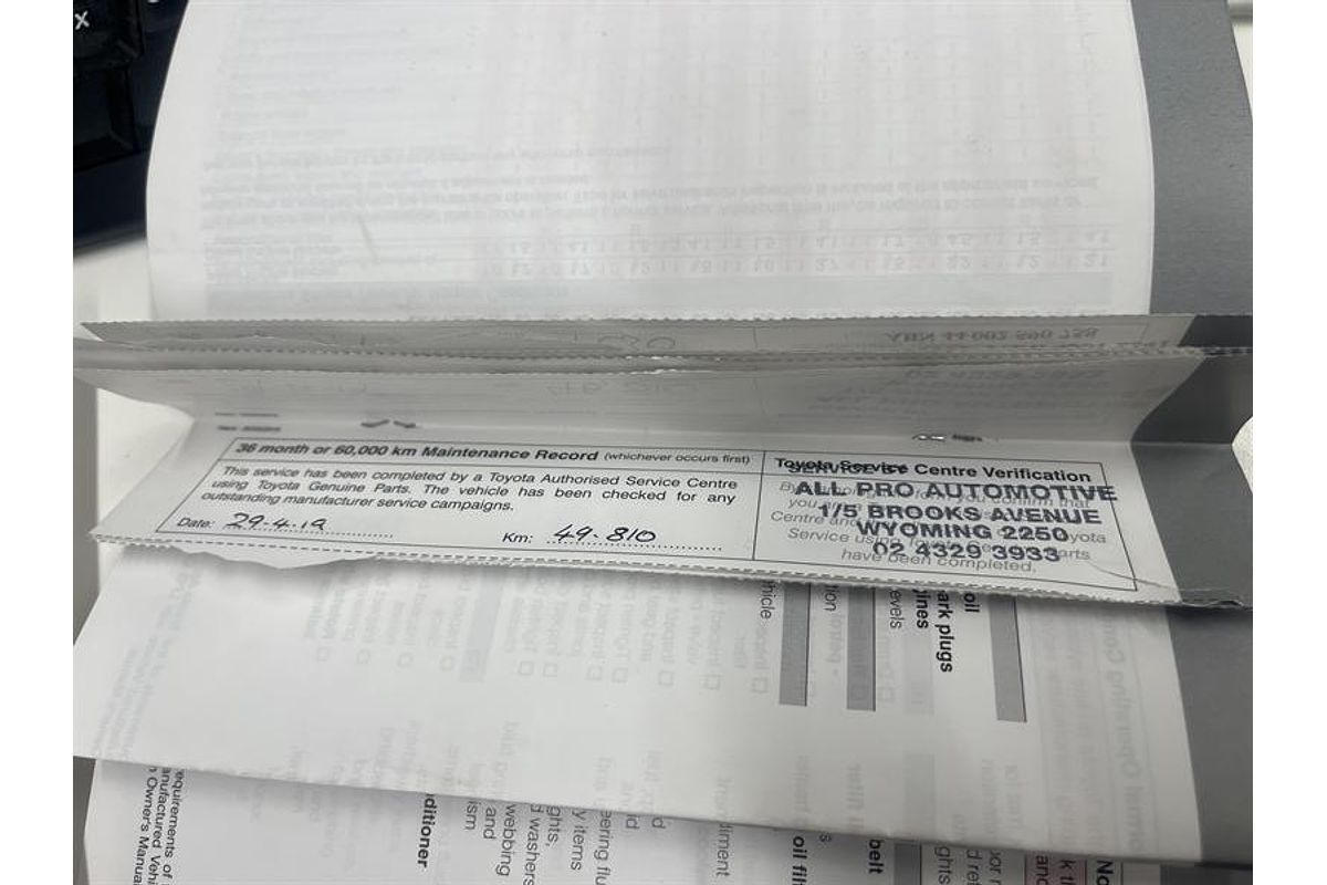 2016 Toyota Hiace Commuter KDH223R ELWB High Roof