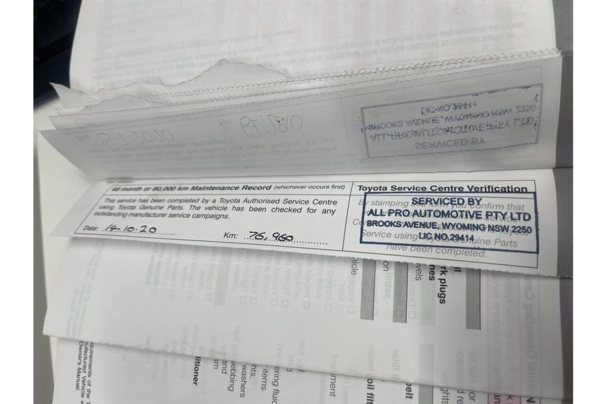 2016 Toyota Hiace Commuter KDH223R ELWB High Roof