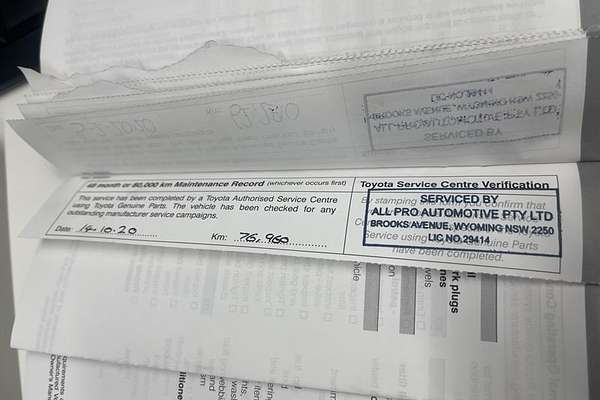 2016 Toyota Hiace Commuter KDH223R ELWB High Roof