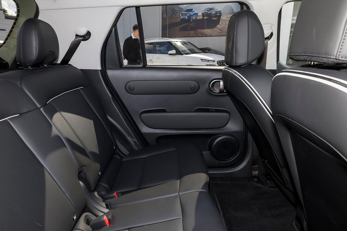 2025 Hyundai INSTER Cross AX.V1