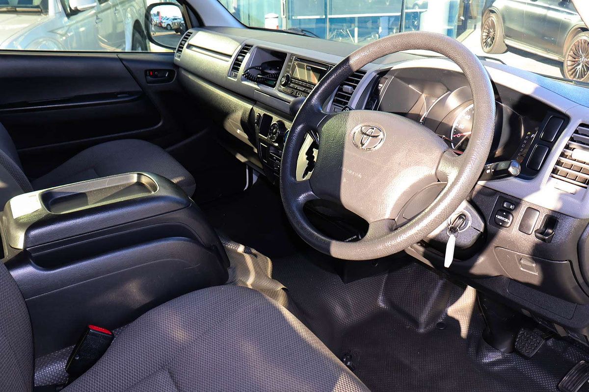 2013 Toyota Hiace Commuter TRH223R ELWB High Roof