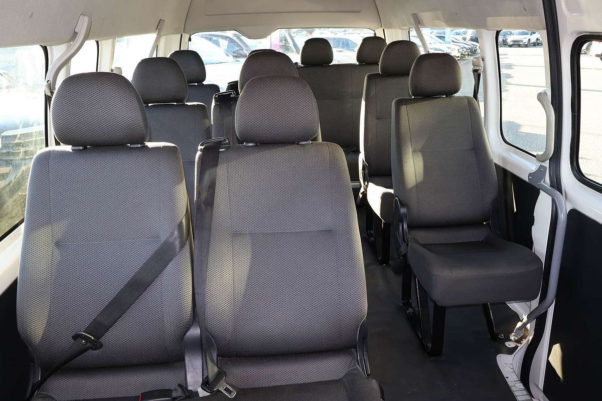 2013 Toyota Hiace Commuter TRH223R ELWB High Roof