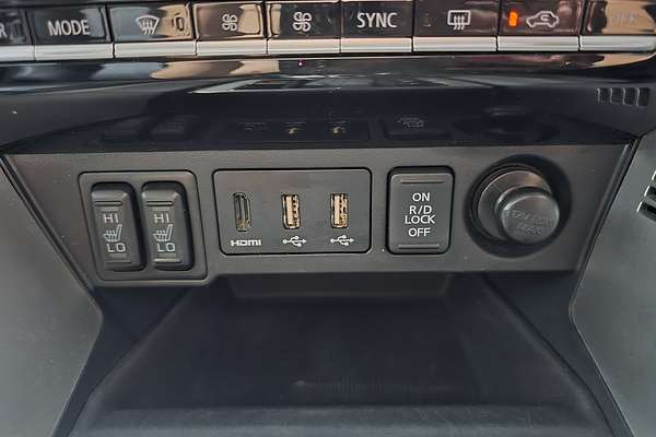 2024 Mitsubishi Pajero Sport Exceed QG