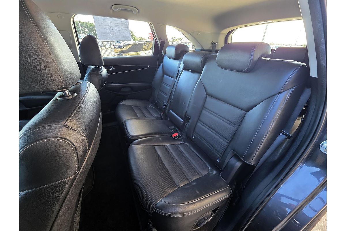 2017 Kia Sorento Sport UM