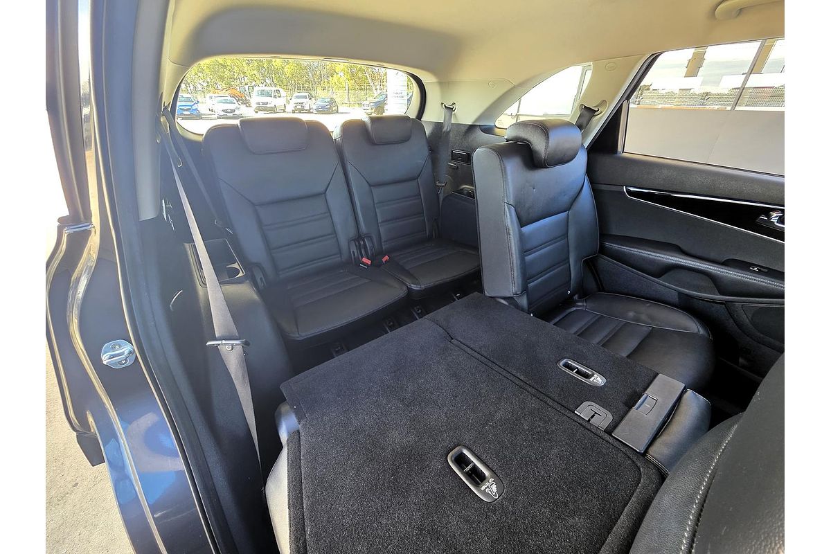 2017 Kia Sorento Sport UM